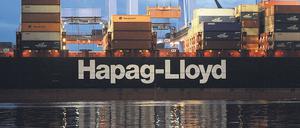 Im Sparmodus. Hapag-Lloyd gibt derzeit Charterschiffe, deren Verträge auslaufen, an die Besitzer zurück. Um Geld zu sparen, fahren die Containerriesen auch wieder um das Kap der Guten Hoffnung in Südafrika.