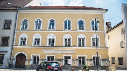 Amerikanische Truppen verhinderten die Sprengung von Hitlers Geburtshaus im österreichischen Braunau am Inn.