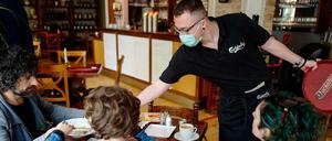 Die Überbrückungshilfen für den Mittelstand sollen vor allem die Branchen unterstützen, die besonders hart getroffen wurden. So etwa die Gastronomie.