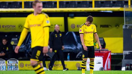 Das war nix: Die Enttäuschung war groß bei den BVB-Spielern nach der Pleite gegen Mainz.