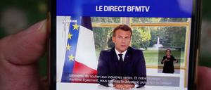  Der französische Präsident Emmanuel Macron ist während seiner jüngsten Fernsehansprache an die Nation.