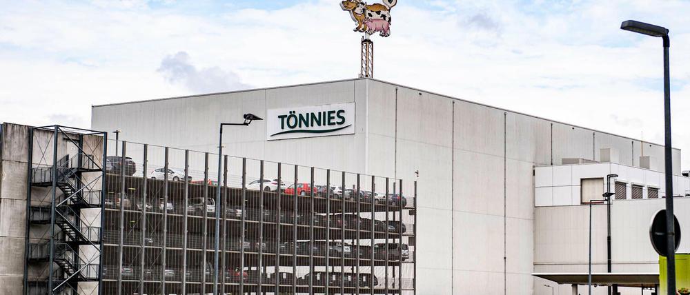 Außengelände der Tönnies Lebensmittel GmbH &amp; Co. KG in Rheda-Wiedenbrück Nordrhein-Westfalen. Rheda-Wiedenbrück Nordrhein-Westfalen Deutschland 