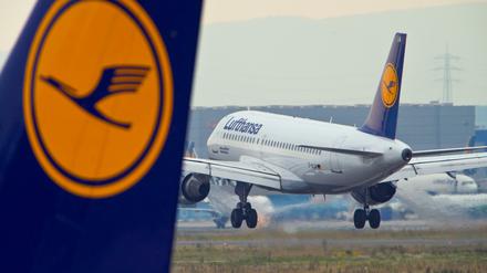 Passagiermaschine der Lufthansa in Frankfurt/Main