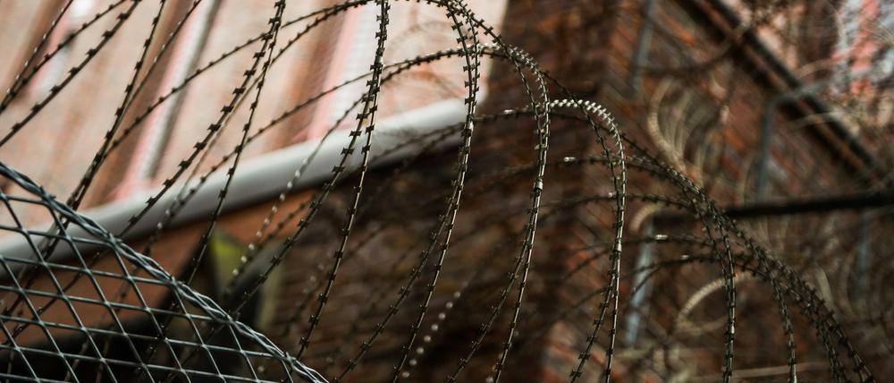 Hinter Gittern. Den Blogger Ahmed Mansoor erwartet in den VAE eine zehnjährige Haftstrafe.