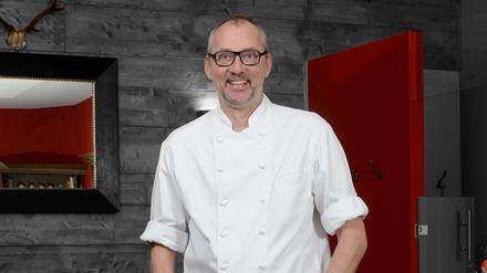 Verwendet für seine Currysoße auch Cola und Sojasauce: Andreas Lochner in seiner "Weinwirtschaft Lochner"