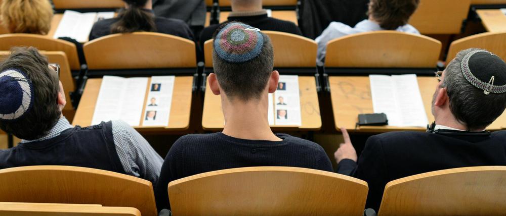 Viele Jüdische Studierende beklagen ein fehlendes Verständnis der Hochschulen für ihre Traditionen.