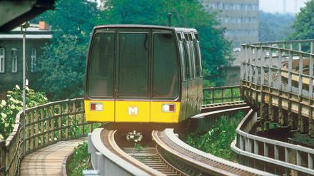 Die Idee einer Magnetschwebebahn ist nicht gerade neu: Hier eine Testfahrt der sogenannten "M-Bahn" 1986. 