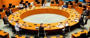 Der Koalitionssauschuss mit Abstandsrgelen am 22. Juni