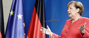 Bundeskanzlerin Angela Merkel nach der Videokonferenz mit dem Europäischen Rat, bei dem über das geplante Konjunkturprogramm zum Wiederaufbau nach der Corona-Krise beraten wurde.