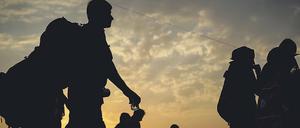 Schweres Gepäck. Wer fliehen muss, lässt vieles hinter sich - nimmt aber Ängste, Verlust- und Gewalterfahrungen mit.