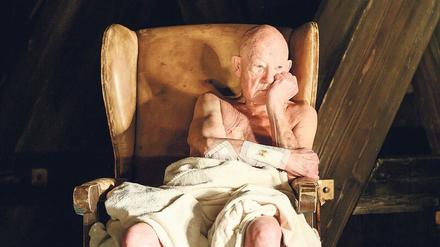Wie ein Porträt von Rembrandt. Jürgen Holtz als Galileo Galilei am Berliner Ensemble. 