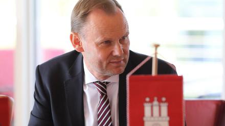Hamburgs Innensenator Andy Grote bittet um Entschuldigung.