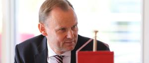 Hamburgs Innensenator Andy Grote bittet um Entschuldigung.