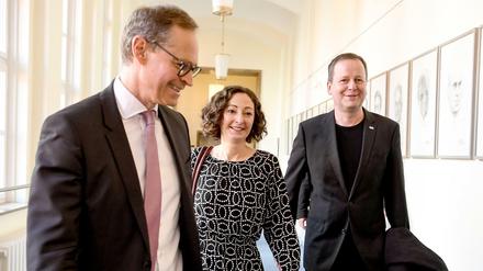 Der Regierende Bürgermeister Michael Müller (SPD), Wirtschaftssenatorin Ramona Pop (Grüne) und Kultursenator Klaus Lederer (Linke).