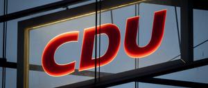 Das leuchtet: Die Zentrale der Partei in Berlin. Am Freitag, den 26. Juni wird die CDU 75 Jahre alt.