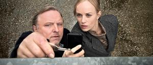 Wunsch-"Tatort - Fangschuss". Die Kommissare Frank Thiel (Axel Prahl, l) und Nadeshda Krusenstern (Friederike Kempter)