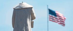 Jetzt hat es auch ihn getroffen. Die Kolumbus-Statue in Boston, Massachusetts, im Juni 2020.