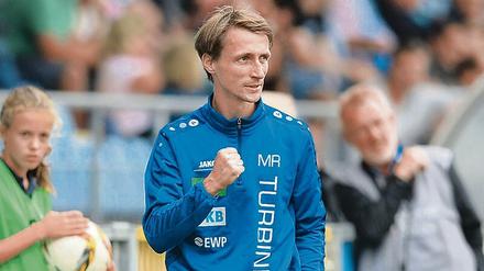 Letzter Gruß. Für Trainer Matthias Rudolph ist Schluss bei Turbine.