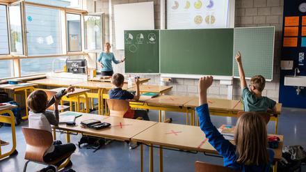 Im Sommer findet kein regulärer Unterricht statt – aber nach den Ferien planen viele wieder mit dem Regelbetrieb.