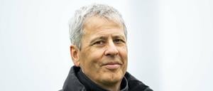 Auch nächste Saison Trainer bei Dortmund: Lucien Favre.