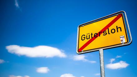 Jenseits von Gütersloh können viele Bürger des Kreises derzeit kaum Urlaub planen - es sei denn, sie können negative Corona-Tests nachweisen.