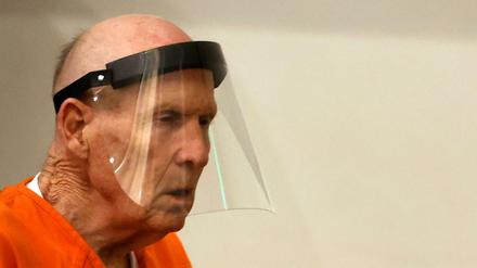 Joseph James DeAngelo Jr., der „Golden State Killer“, vor Gericht 