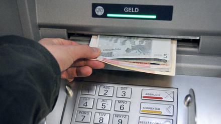 Auch wer wenig oder kein Einkommen hat, hat ein Recht auf ein Konto.