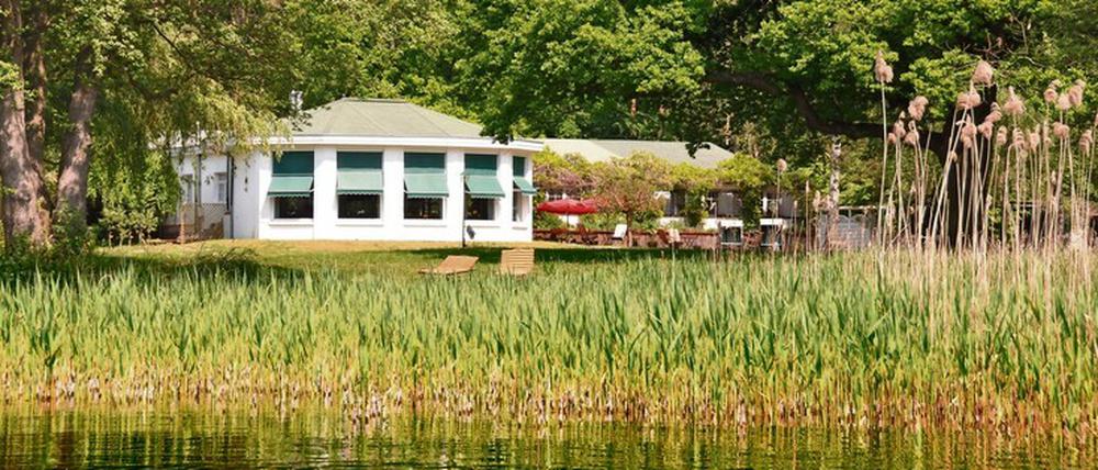 Ein stiller See, ein grünes Idyll, ein gutes Hotel – was braucht man mehr? Das Hotel mit Sternerestaurant "Ich weiß ein Haus am See" liegt abgelegen im mecklenburgischen Krakow. 