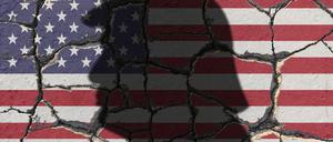 Der Trump-Schatten, der auf die USA fällt, fällt auch auf das transatlantische Verhältnis.