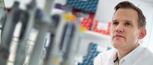 Hendrik Streeck, Direktor des Institut für Virologie an der Uniklinik in Bonn
