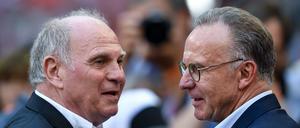 Beim "Salary Cap" nicht einer Meinung: FC Bayerns Ehrenpräsident Uli Hoeneß (links) und der Vorstandsvorsitzende des Vereins Karl-Heinz Rummenigge.