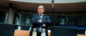 Ex-Kanzler Gerhard Schröder (SPD) im Wirtschaftsausschuss des Bundestags zum Pipeline-Projekt Nord Stream 2