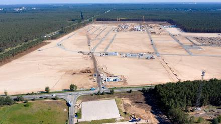 Baustelle zum Neubau der Tesla Gigafactory 4 im Ortsteil Freienbrink in Gruenheide, nahe Berlin. 