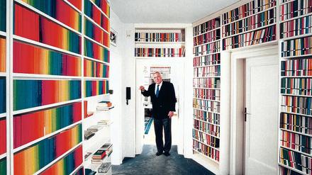 Siegfried Unseld 2000 in seinem Haus in der Frankfurter Klettenbergstraße.