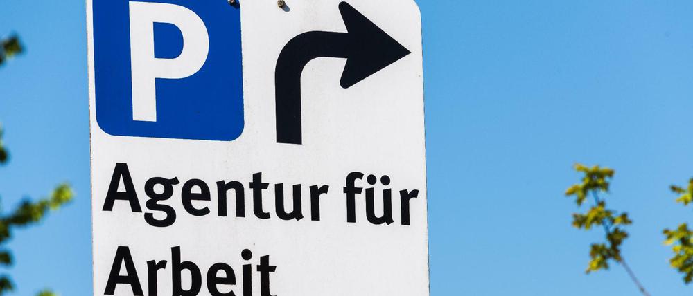 Eine Folge der Coronakrise: Zunahme von Arbeitslosigkeit und Kurzarbeit