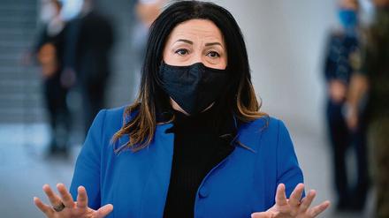 Ruhe bewahren. Gesundheitssenatorin Dilek Kalayci sieht derzeit keine größere Streuung von Corona-Infektionen in Berlin.