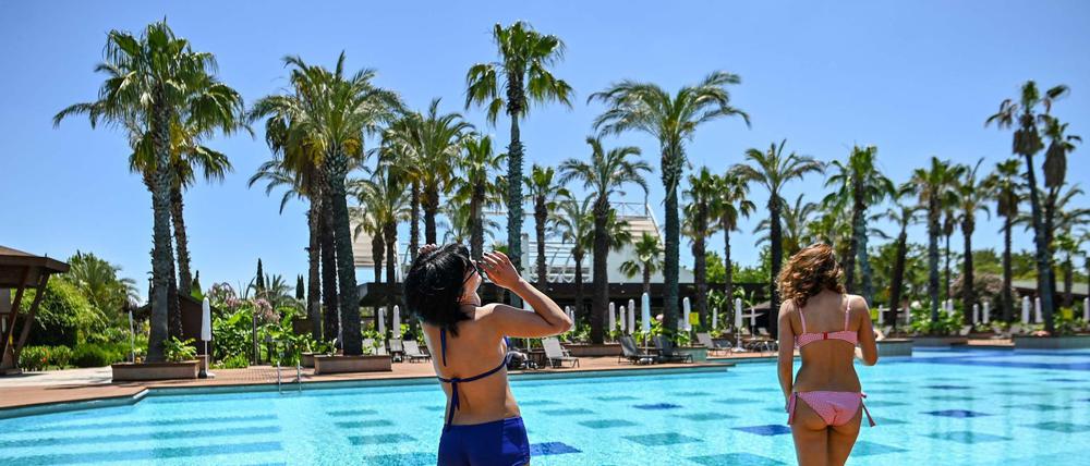 Nicht viel los am Pool. Die Türkei leidet stark unter dem Einbruch der Tourismuszahlen in Zeiten der Coronakrise.