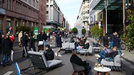 2019 war ein Teil der Friedrichstraße bereits für ein Wochenende für Autos gesperrt.