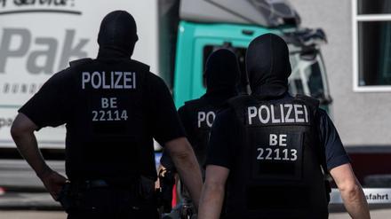 Polizisten in Berlin-Tempelhof