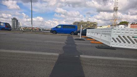 Der östliche Teil der Brücke soll abgerissen werden. Doch auch der westliche Teil wird durch einen Neubau ersetzt.