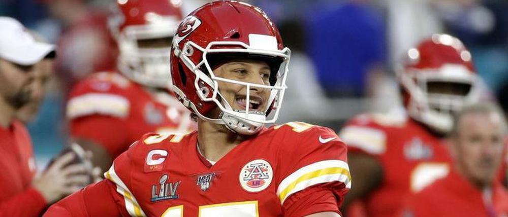 Patrick Mahomes darf sich über viel Geld freuen.
