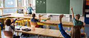 Schulkinder einer fünften Klasse des Kreisgymnasiums in Bad Krozingen 