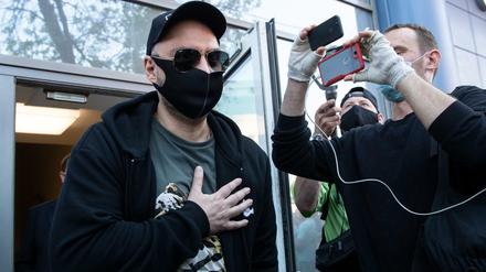 Kirill Serebrennikow nach dem Prozess in Moskau.