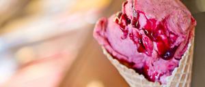 Mmmh, mitnehmen! Bei vielen Berliner Eisdielen kann man Eis zum Abholen oder Liefern bestellen.