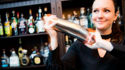 Susanne Baró Fernández betreibt die Cocktailbar „Timber Doodle“ in Friedrichshain.