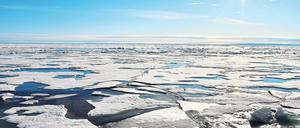 Ozeane nehmen große Teile der zusätzlichen Wärme im Erdsystem auf, werden sie aber auch wieder abgeben, wenn die Lufttemperatur sinkt.