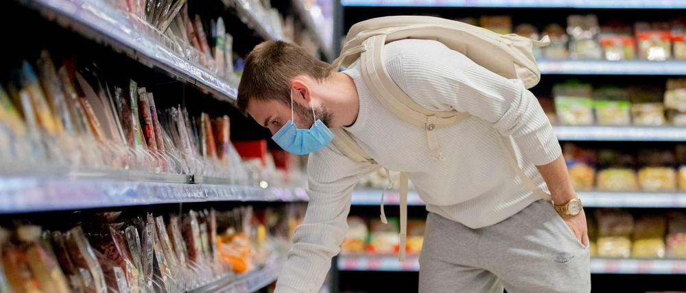 Manche Menschen besorgen sich Atteste, um keine Maske tragen zu müssen.
