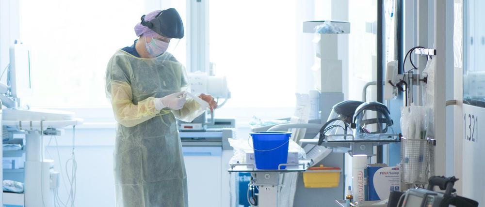 In deutschen Kliniken sind derzeit tausende Intensivbetten nicht belegt. 