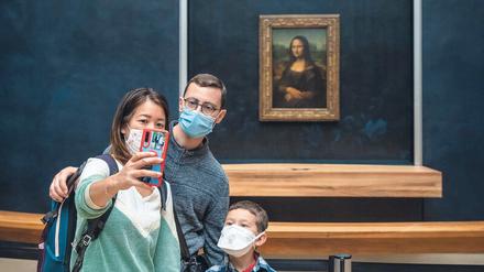 Wieder da. Die ersten Besucher im Louvre nach dem Lockdown. 