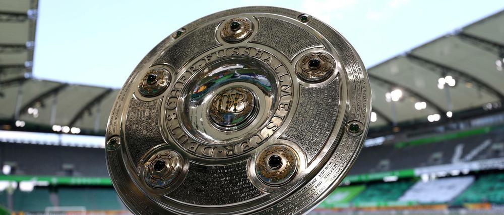 Die Show um die Schale geht weiter.